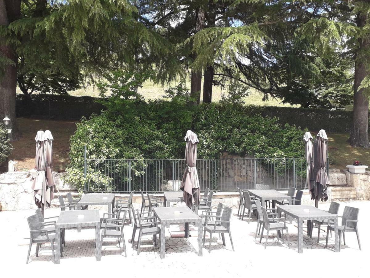 ホテルLa Tenuta Di Bacco コッレフェッロ エクステリア 写真