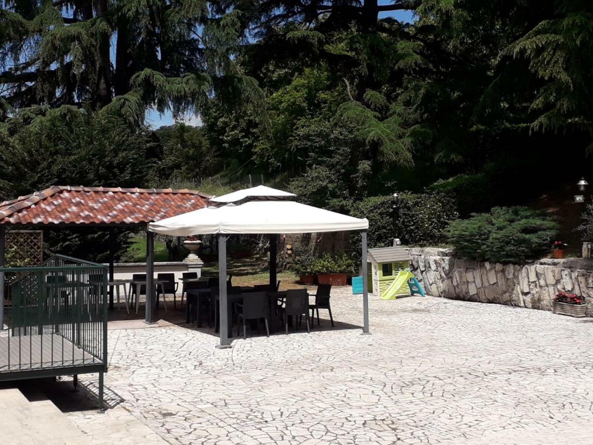 ホテルLa Tenuta Di Bacco コッレフェッロ エクステリア 写真